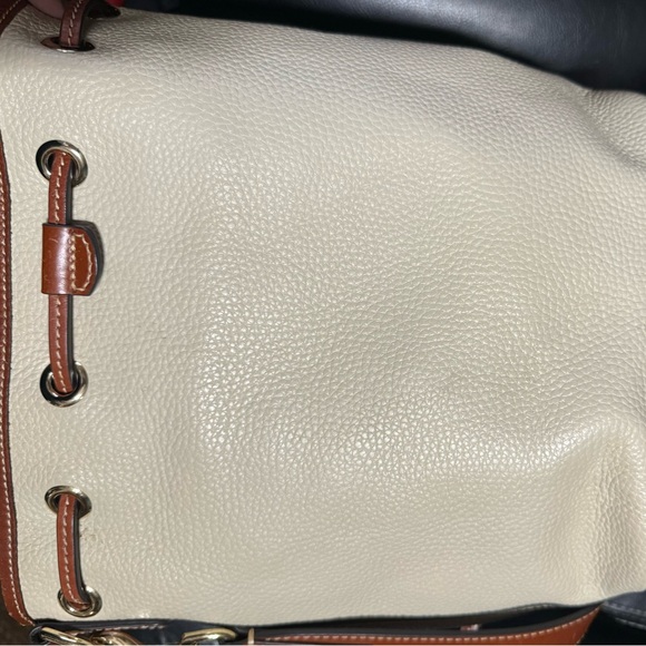 Dooney & Bourne bucket bag with matching wallet and dust bag - Picture 3 of 7